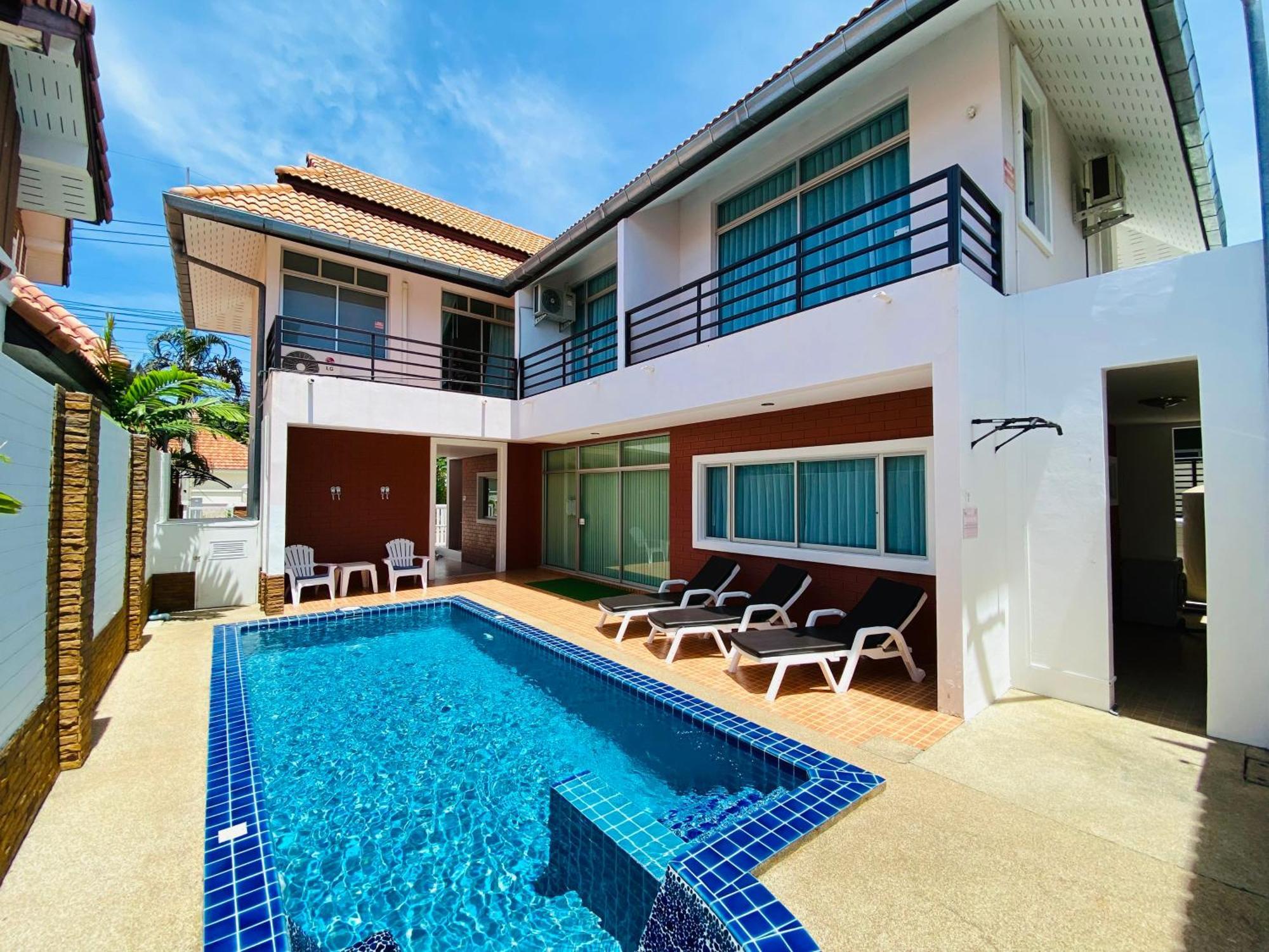 Tw Marina Pool Villa Pattaya Exterior photo