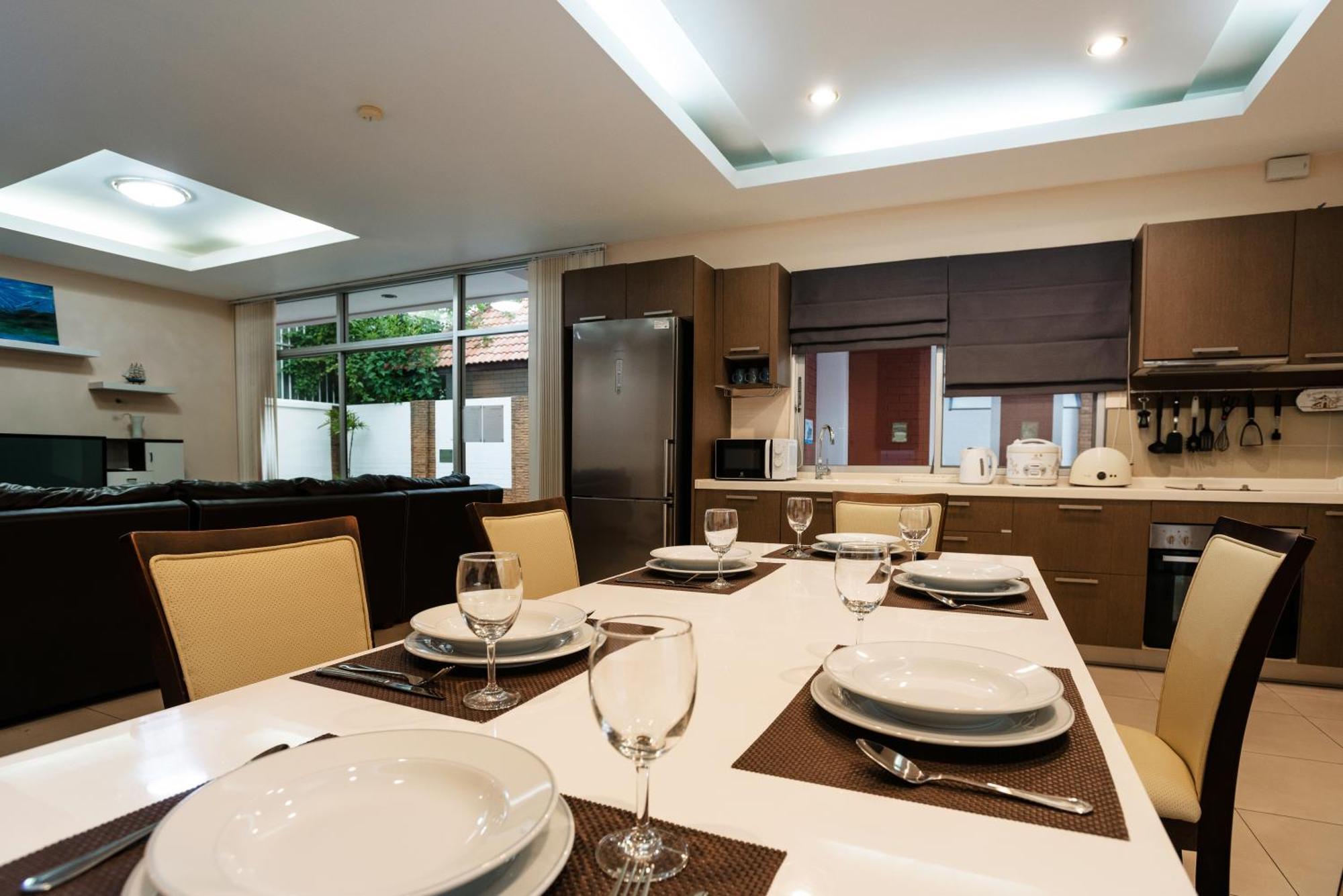 Tw Marina Pool Villa Pattaya Exterior photo