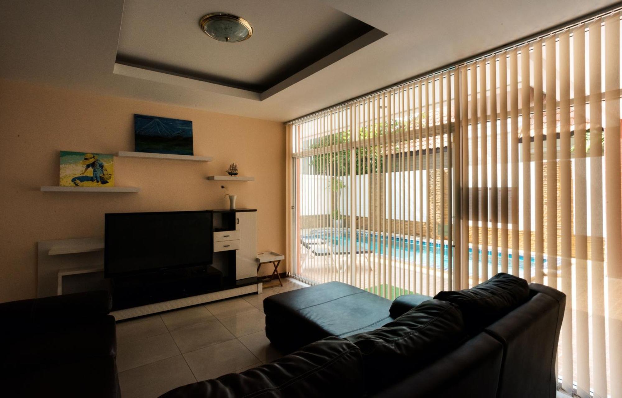 Tw Marina Pool Villa Pattaya Exterior photo